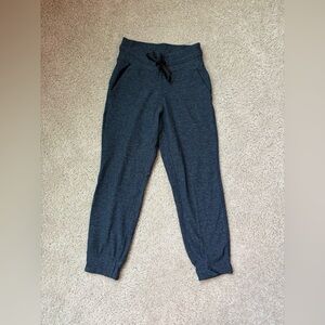 Lululemon ready to Rulu cropped Joggers